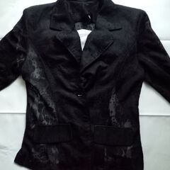 総レース風 花柄レース模様 黒 サマースーツ 五分袖 膝丈 Mくらいの画像