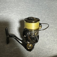 シマノ　
14ステラ2500SHG の画像
