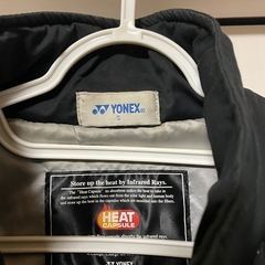 ヨネックスジャンパーの画像