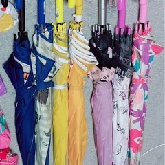 子供傘　7本セット　ミニオン　恐竜などなどの画像