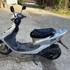 HONDA DIO ZX 】2サイクル　原付　50cc 人気　シート新品の画像