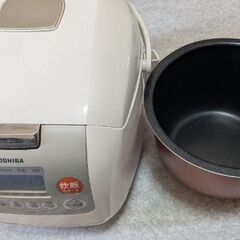 炊飯器　東芝　RC-10MFDの画像