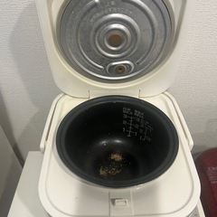 炊飯器の画像