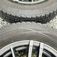 スタッドレスタイヤ、  ダンロップ、ウィンターマックス　01
の画像