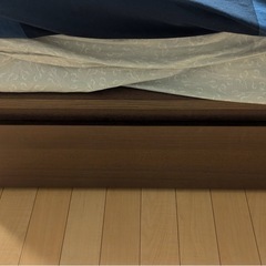 IKEA ダブルベッド　ベッド下引き出し収納2個付きの画像
