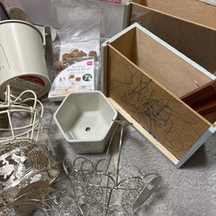 多肉植物など　小物入れ　飾り　植木鉢　の画像