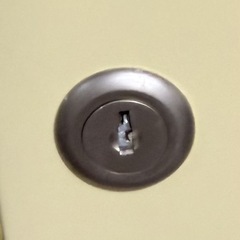 ikea FABRIKÖR  ショーケースの画像