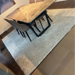 6人テープルの画像