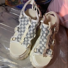 新品★サンダル 海外製の画像