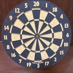 ダーツボード ハードダーツ 的 インテリアの画像