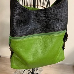 MONTOWA バッグの画像