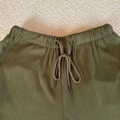 GU ワイドパンツの画像