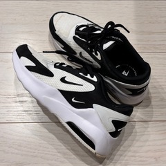 美品NIKEスニーカー 22.5cmスニーカー2足セットの画像