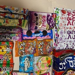 （お取引中）お菓子、カップ麺の画像