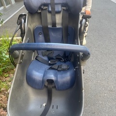 ギュットクルーム　フロントチャイルドシート　　の画像