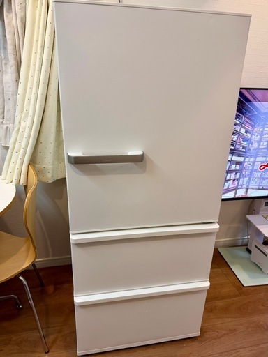 (取引中)冷蔵庫 2023年製　272Lアクア