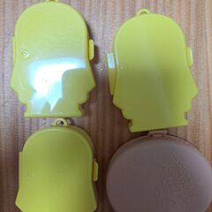 ミニオン 　アンパンマン　目薬ケース 4個セット(目薬無し)の画像