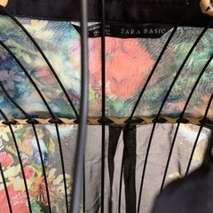 ZARA BASIC 花柄ブラウスの画像