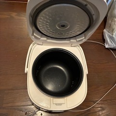 Haier 炊飯器　品番JJ-M55Dの画像