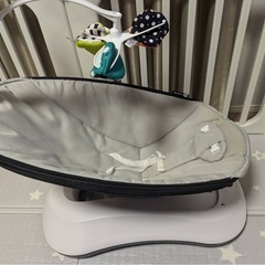 4moms rockaRoo電動バウンサーの画像