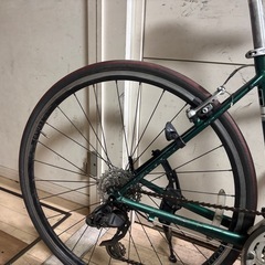 GIANT エスケープ　クロスバイク ダークグリーンの画像