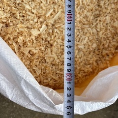 【200Lかんなくず】ミニトン袋　袋持参1000円引き　木くず　おがくず　ふわふわ粒大　小動物　マット　床材③　の画像