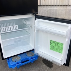 comfee 冷蔵庫 RCT90BL 2023年製の画像