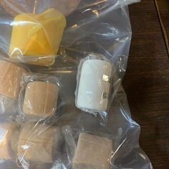 テーピングテープ　
の画像