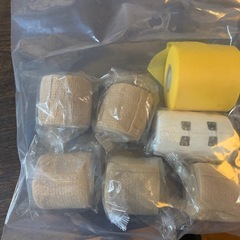 テーピングテープ　
の画像