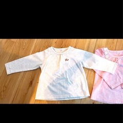 80,90サイズ　薄手長袖トップス2枚セットの画像