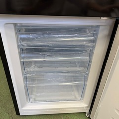 350 送料設置無料   ハイセンス　2ドア冷蔵庫　24年製　175Lの画像