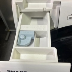 【超最安値】👑2022年製SHARPドラム式洗濯乾燥機　単身最適ES-S7G 配達無料！の画像