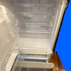 シャープ350ℓ冷蔵庫の画像