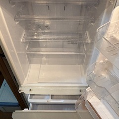 シャープ350ℓ冷蔵庫の画像