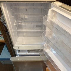 シャープ350ℓ冷蔵庫の画像