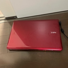 NEC LaVieのノートパソコン、PC-LS150FS6Rの画像