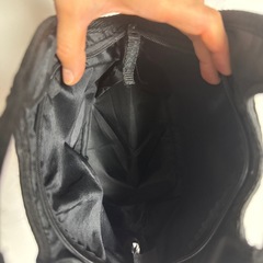 弁当箱入れなど便利なハンドバッグの画像