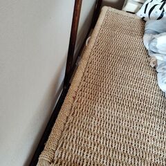 藤のセンターテーブルの画像