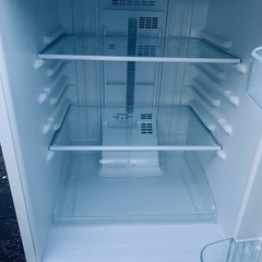 EJ1533番 Panasonic ノンフロン冷凍冷蔵庫 NR-B147W-Wの画像