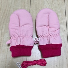 【1セット400円】子ども用手袋　撥水加工　美品の画像