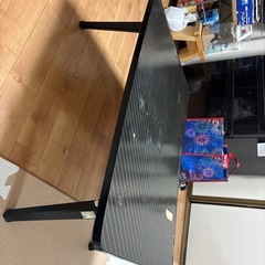 折りたたみテーブルの画像