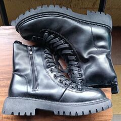 新品 25cm レディース ブーツ ブラック 厚底 シューズ 普段着 識別番号:【B107-S】の画像