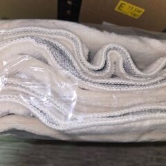 未使用　ジャカード織りラグ 北欧風【130×190cm約1.5畳・ステップ柄／ベージュ】の画像