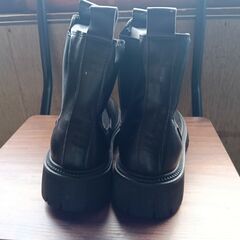 新品 24.5cm レディース ブーツ ブラック 厚底 シューズ 普段着 識別番号:【B109-S】の画像