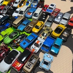 ほぼ新品。格安。ジク、トミカ等の画像