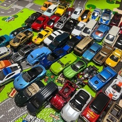 ほぼ新品。格安。ジク、トミカ等の画像