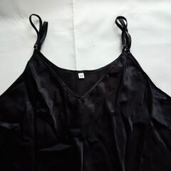 未使用 黒 サテン風ペチコート ワンピースタイプ シンプル サイズMの画像