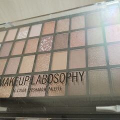 ●MAKEUP LABOSOPHY　36カラーの画像
