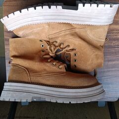 新品 23cm レディース ブーツ ブラウン 厚底 シューズ 普段着 識別番号:【B110-S】の画像