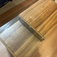 ミラー付きドレッサーテーブルの画像